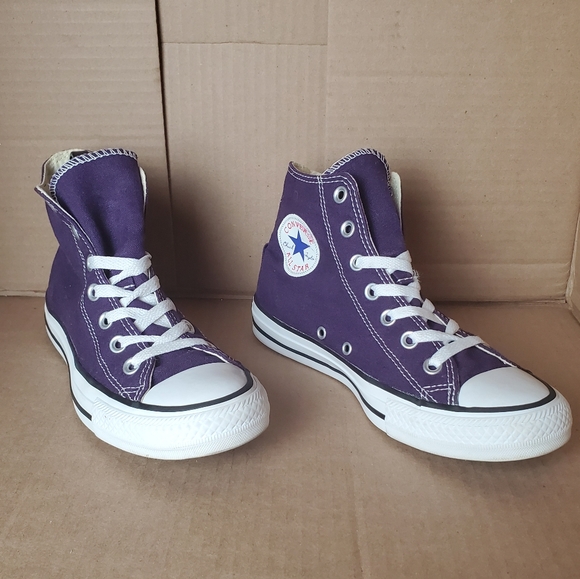 eggplant converse
